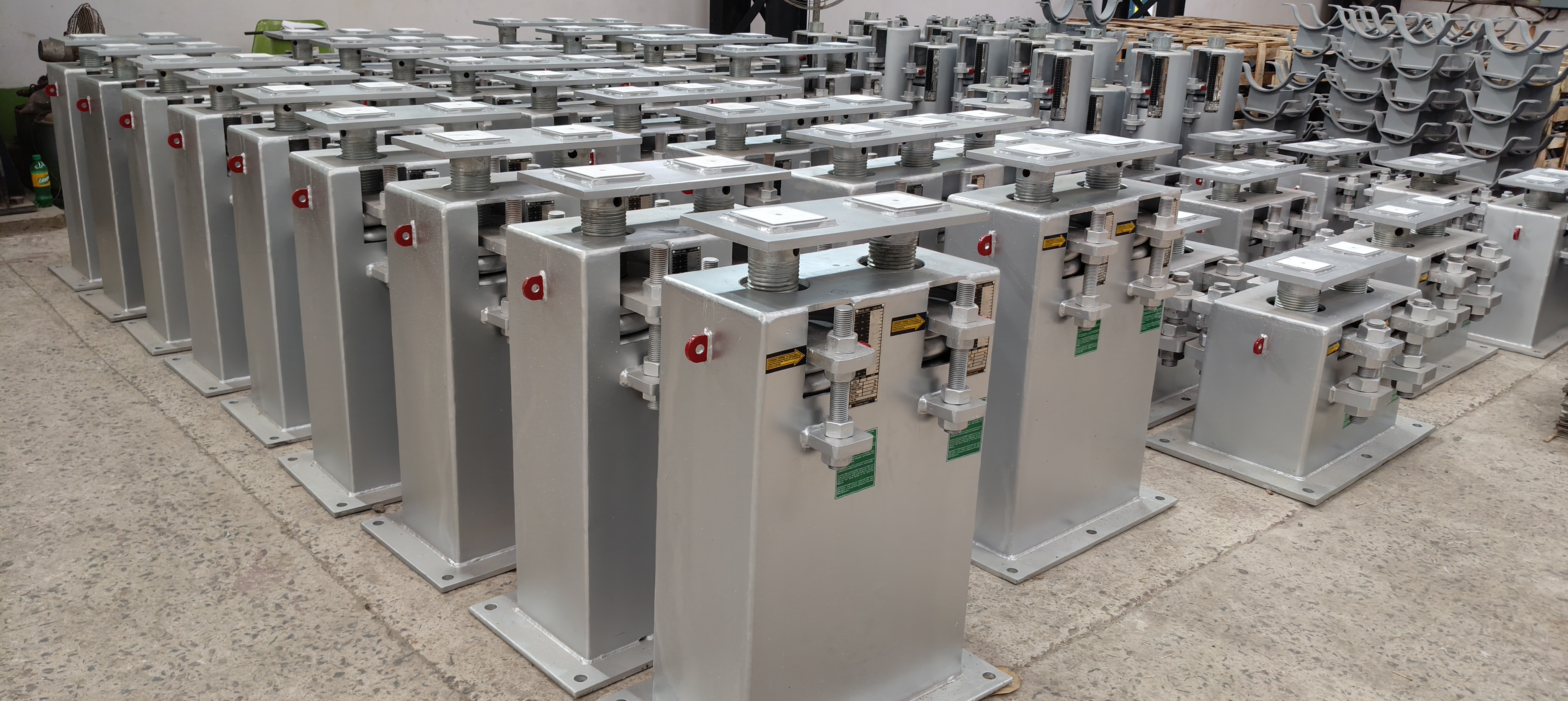 HEAVY DUTY MULTI-SPRING SUPPORTS